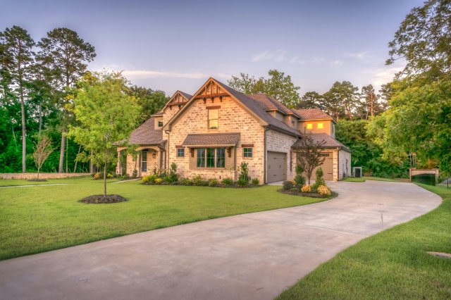Beige brick house